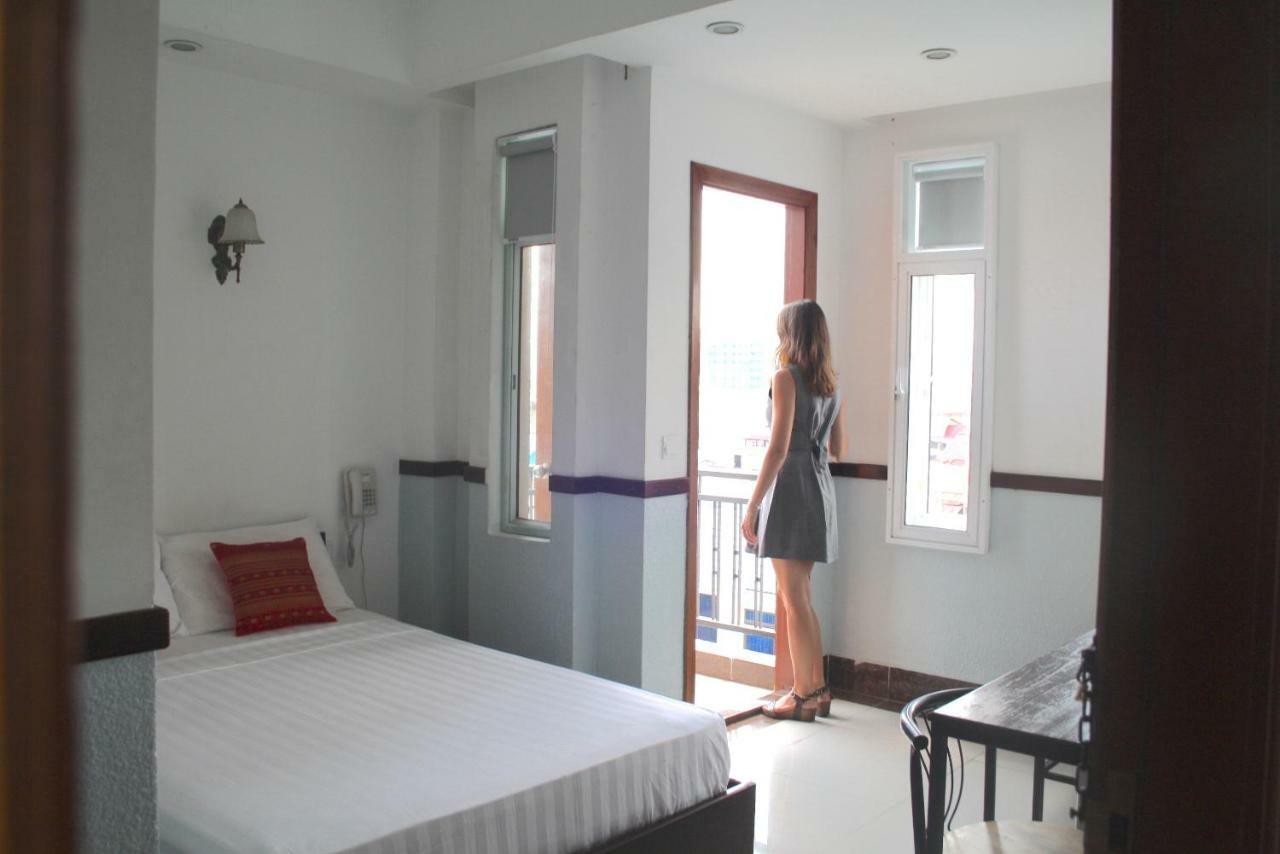 بنوم بنه Lalune Hotel المظهر الخارجي الصورة